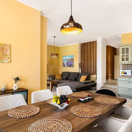 Pinaza With Pool, Hot Tube And Sea View * Врбник