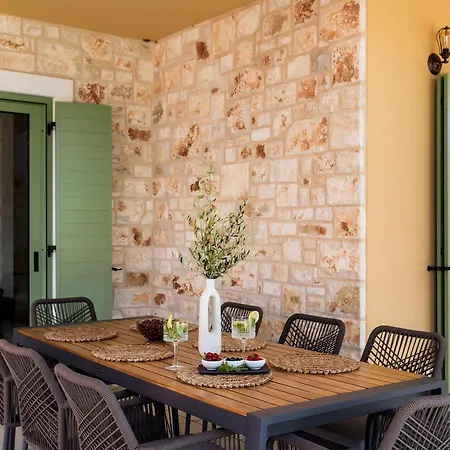 Pinaza With Pool, Hot Tube And Sea View * ורבניק